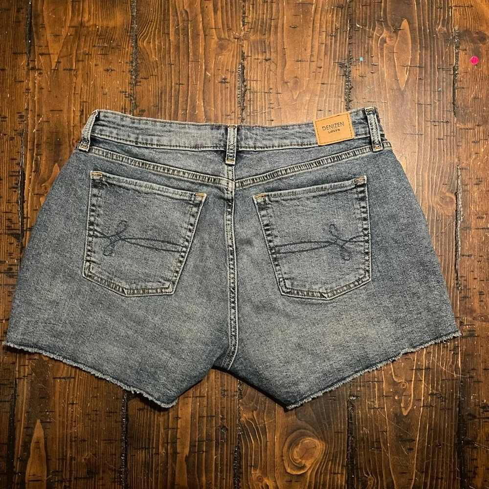 LEVIS - Picture 2 of 5